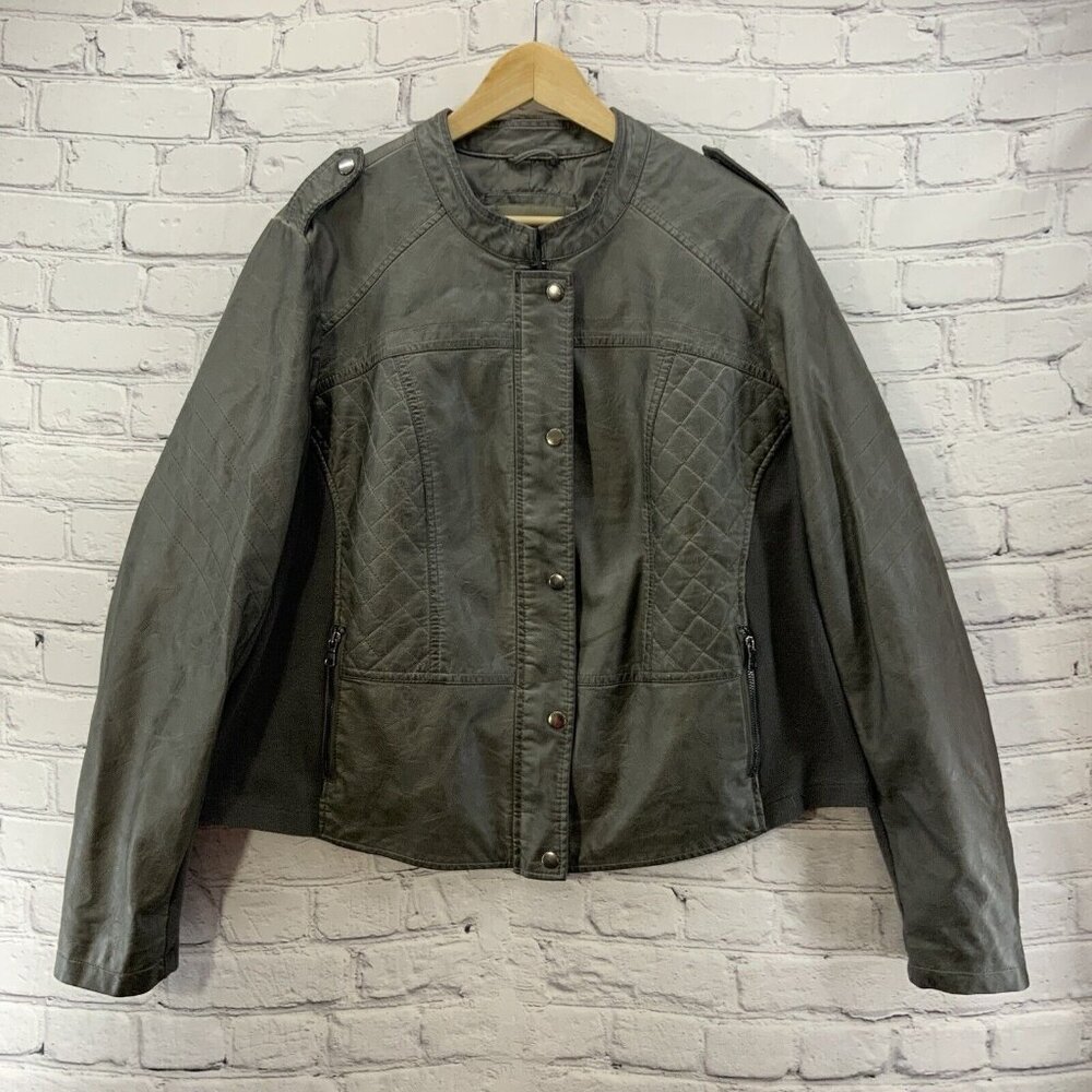 Maurices Sz 2 Womens Faux Leather Moto Jacket Gray Snap up See Measurements Sz L